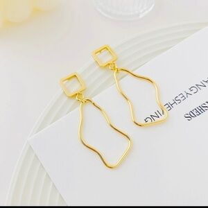 Asymmetrical long earrings fashion luxury jewelry unique earrings 4 cm.